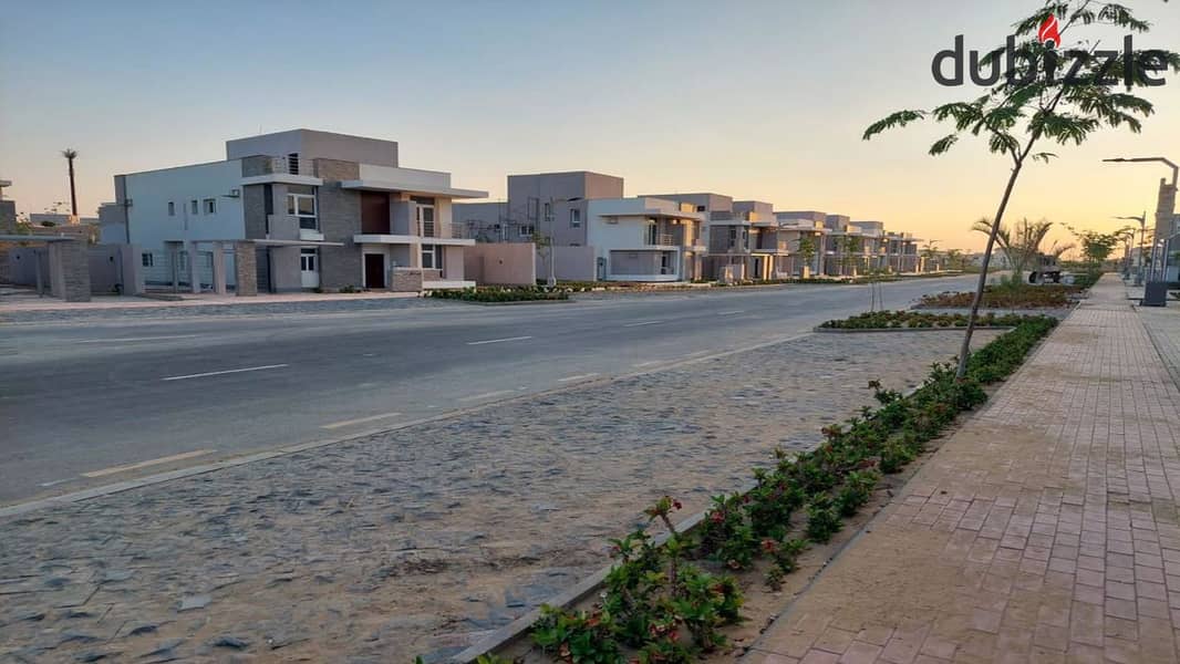 townhouse Corner for sale view club house ready to move in Al Maqsad Compound 6