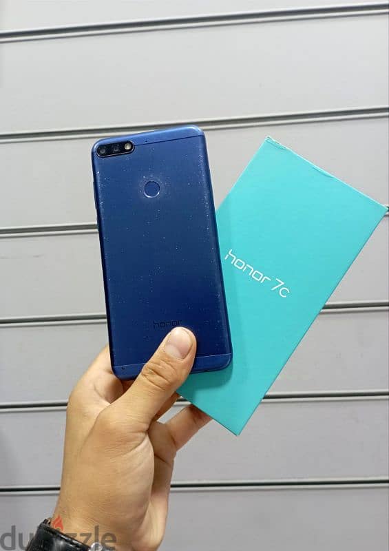 Honor 7C 1