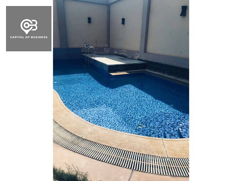 Villa for sale in Zahrat El Tagamoa Compound from the owner, 7 rooms, garden view and swimming pool 9