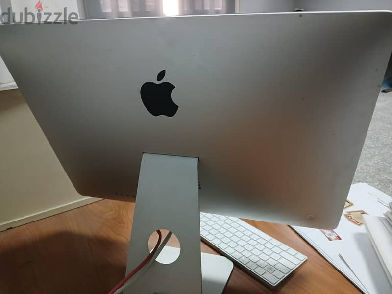 iMac 3.0 core i5 5k 21-inch  late 2019 2