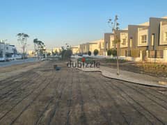 Modern Town corner 250M at Hydepark New Cairo  Prime Location - Landscape View 0