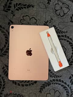 iPad Air 4 WIFI + Logitech crayon + keyboard 0