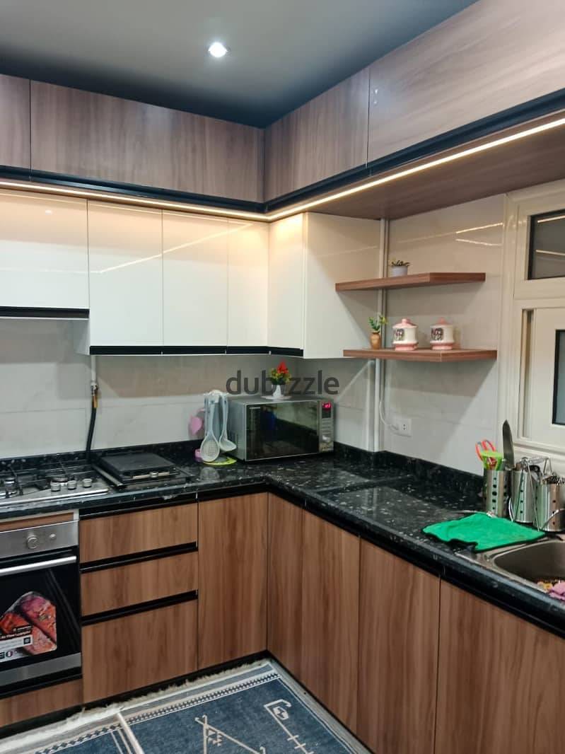 Apartment for sale with kitchen and air conditioners, Al-Tagamoa, First District  Near Al-Baghdadi Square, South Ninety, Malls and Services Area 8