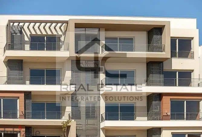 for sale apartment 2 bed on lagoon installment in palm hills new cairo 11