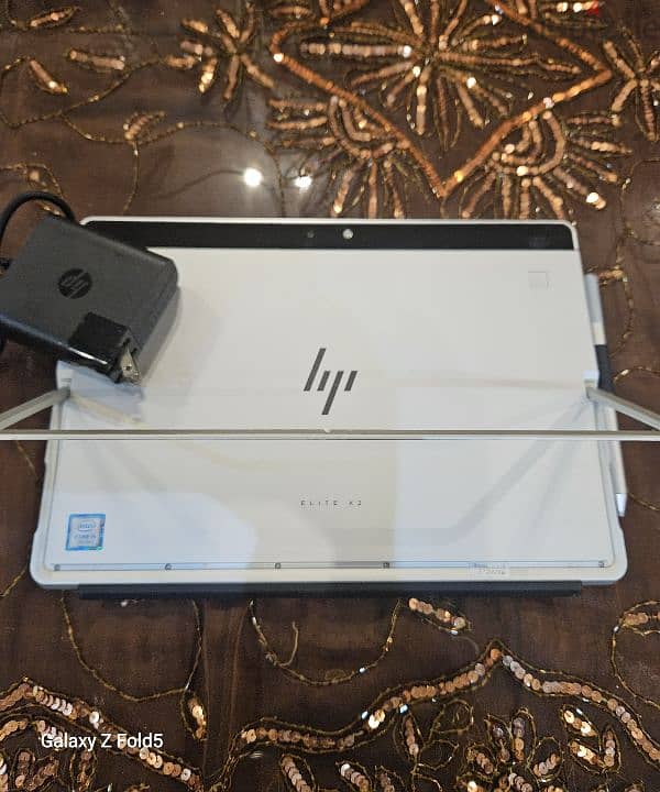 hp elite x2 1012g2 core i5 7th Gan7 hard 256ssd NVME 12