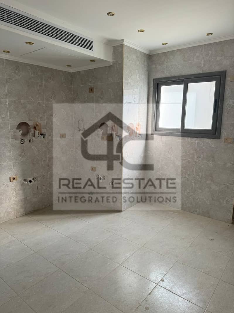 For immediate rent, a fully finished villa, 5 minutes from the American University, inside Fifth Square Compound 6