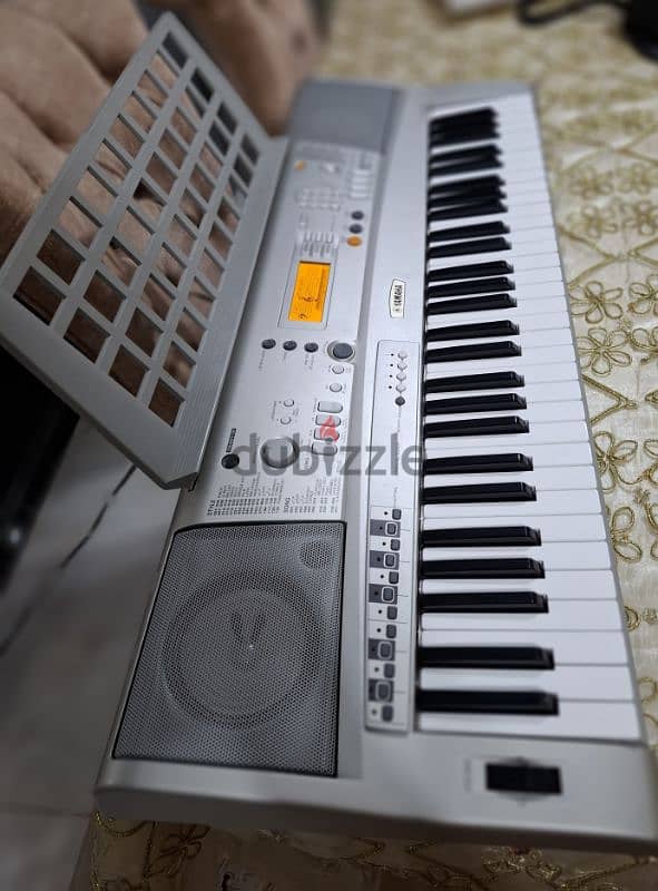 YAMAHA PSR - A300 Oriental 1