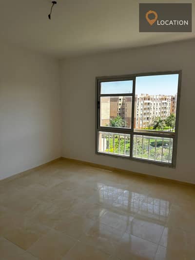 Apartment for sale with special location in madinaty at phase B11