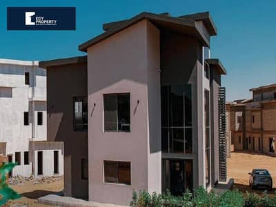 Villa,Ready to viewing, directly in front of Al-Rehab in the Creek Town compound, with installments.