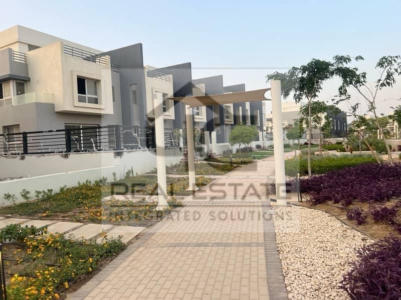 for sale town house corner special view landscape installment in hyde park 4