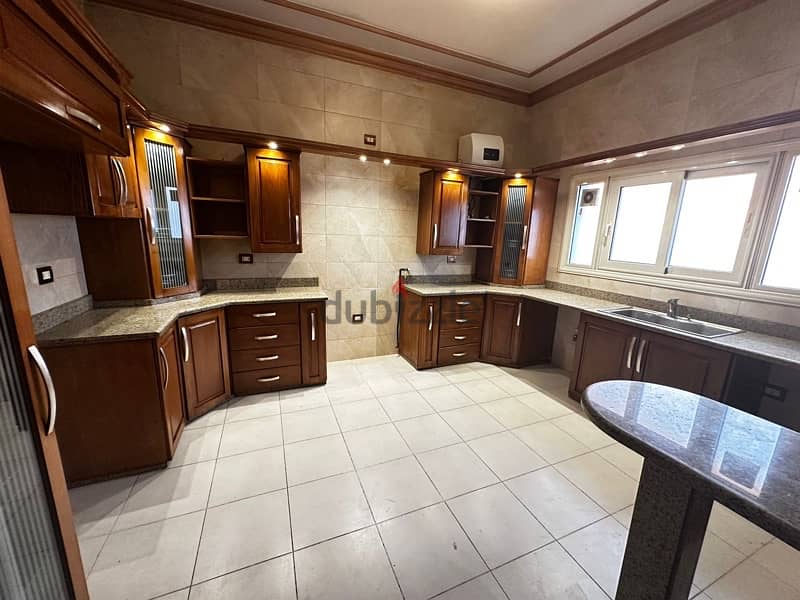 فيلا للايجار كمبوند رويال ميدوز الشيخ زايدVilla for rent Royal Meadows 3