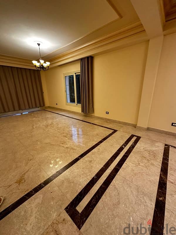 فيلا للايجار كمبوند رويال ميدوز الشيخ زايدVilla for rent Royal Meadows 12