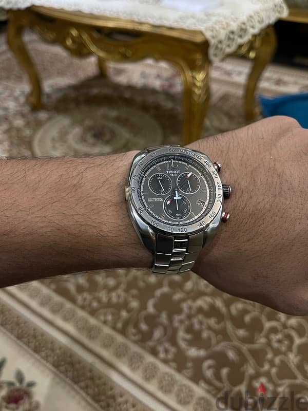 ساعة Tissot عددات اصليه ١٠٠٪؜ حاله فوق الممتازه  شيك جدا 7