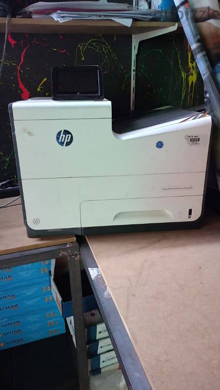 ماكينه طباعه أحبار مائيه hp 2