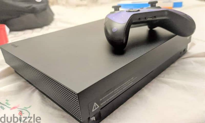 Xbox one X 1tb 3