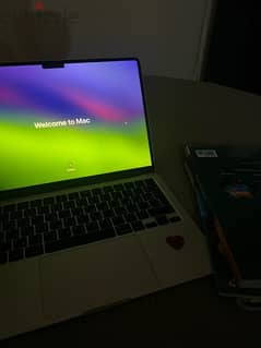 Macbook air 2022 used but like new 0