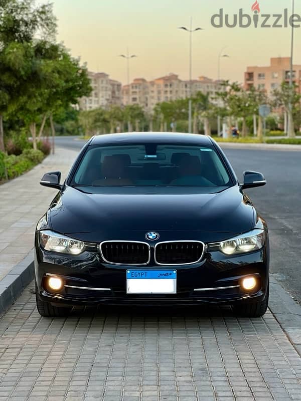 BMW 318 2017 2