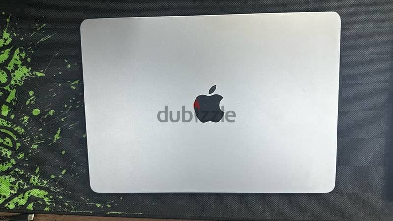 Apple Macbook Air M2 512GB Like New 0