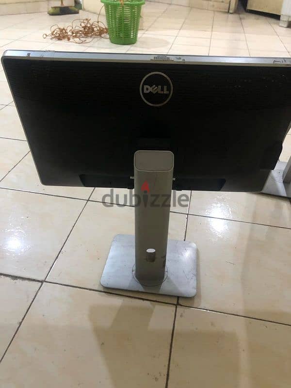 شاشات كمبيوتر 17 بوصه dell بحاله جيده 4