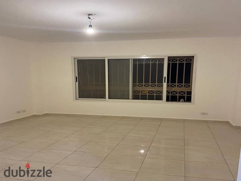 In Madinaty, a vacant apartment for rent, area of ​​205 square meters, view garden, in front of Metro Market and El-Ezaby Pharmacy, steps to Open Air 12