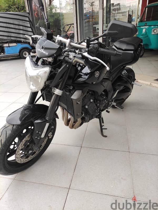 Yamaha FZ1 4