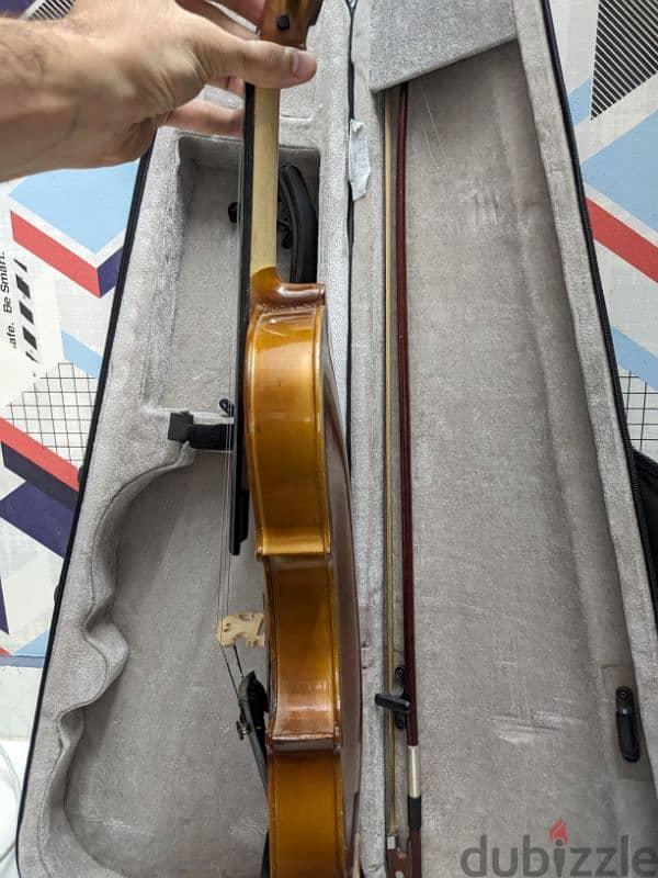 violin for sale /كمان للبيع 3