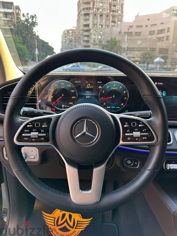 Mercedes-Benz GLE-Class 2023 كسر زيرو 6