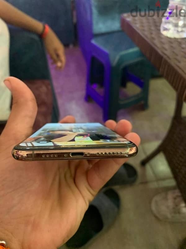 آيفون xs max 2