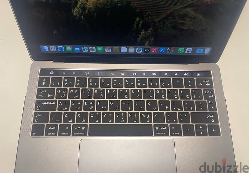 Apple MacBook Pro 13 inch i5- 8 ram 128 hd 2019 Touch Bar 3