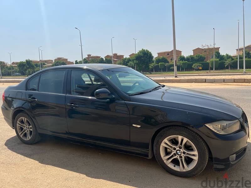 BMW 318 2010 3