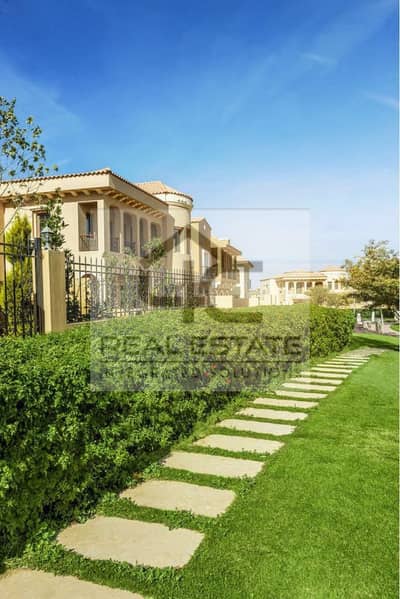 Bahri apartment with private garden with a 4,5 down payment and a long installment, for sale in Hyde Park Compound - View Landscape