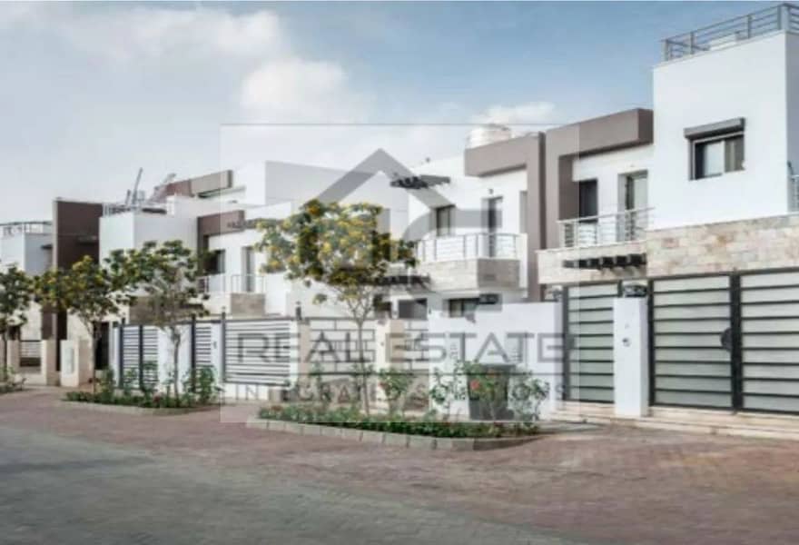 Bahri apartment with private garden with a 4,5 down payment and a long installment, for sale in Hyde Park Compound - View Landscape 8