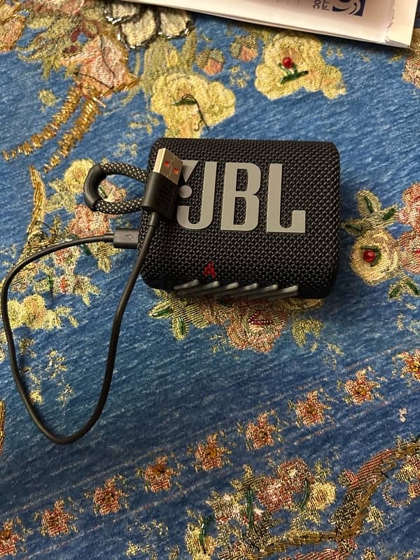 JBL Go 3 4