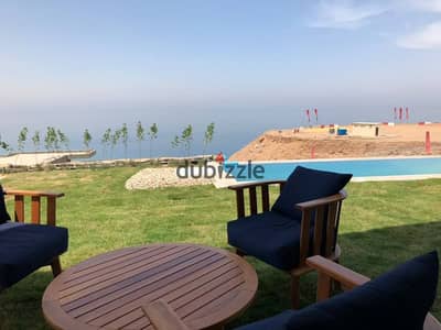 3rooms chalet with garden Directly on the sea for sale in il Monte Galala