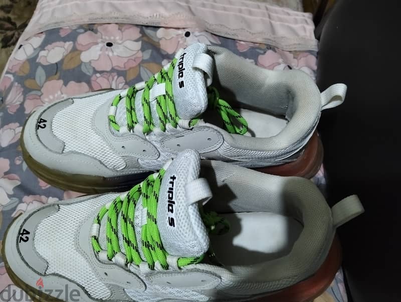 Balenciaga triple s original 1