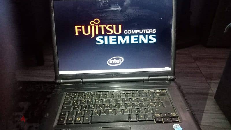 hp and Fujitsu Siemens laptops for sale 3