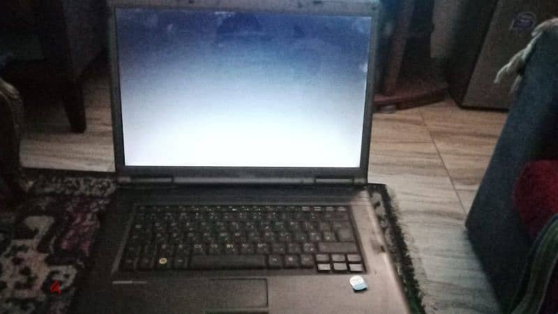 hp and Fujitsu Siemens laptops for sale 4