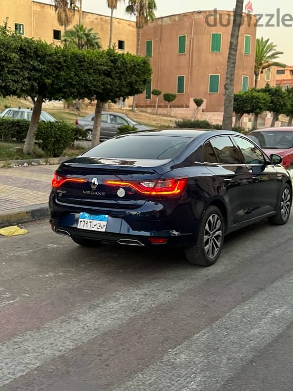 Renault Megane 2022 4