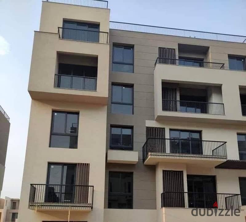 Penthouse for sale, resale, ready to move, semi-finished, in Sodic Eastown, new cairo, side by side with the American University,  double view 9