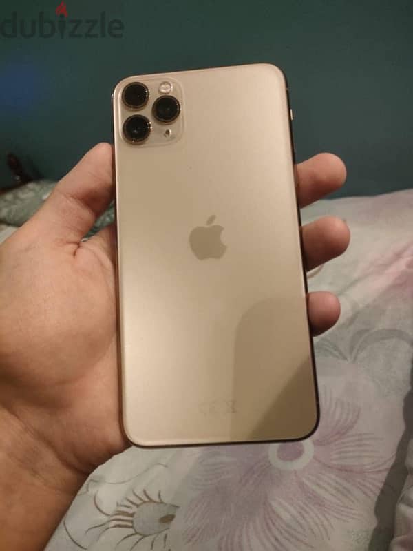 iPhone 11 Pro Max 1