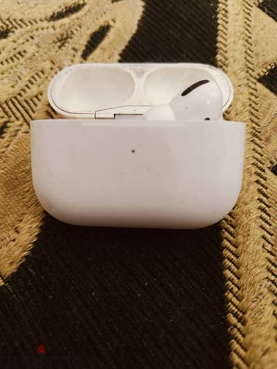 سماعه ايربودذ ابل الاصليه الجيل الاول air pods pro 2