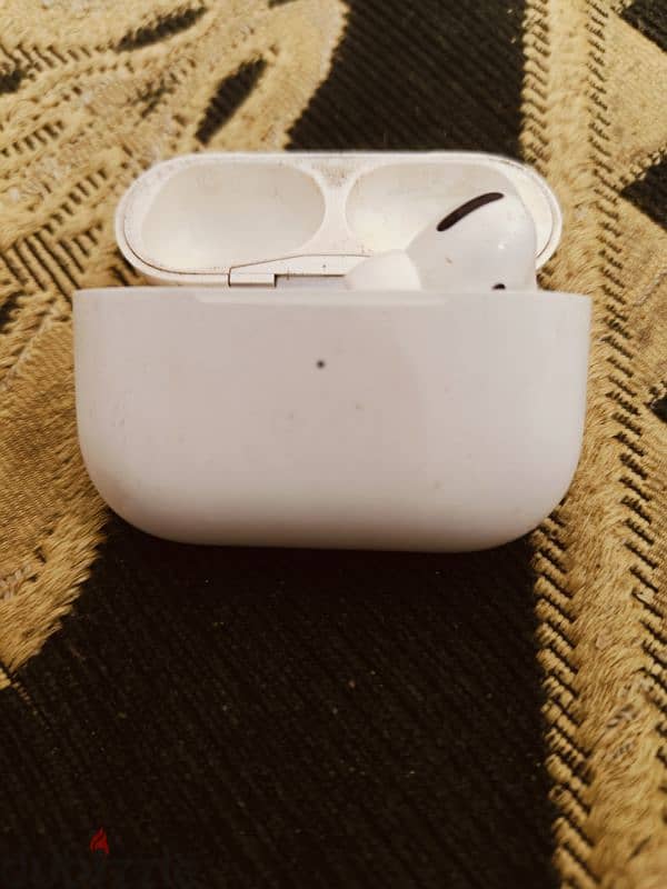 سماعه ايربودذ ابل الاصليه الجيل الاول air pods pro 2 0