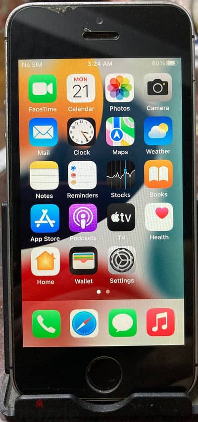 iPhone SE 1 - 32 GB - Very Good Condition