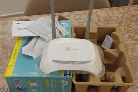 اكسس بوينت tp-link 4 in 1