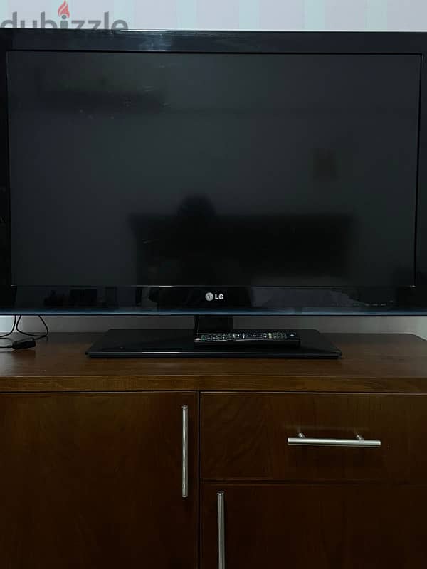 LCD TV 37" Full HD 3