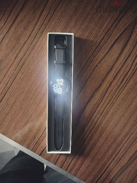 Samsung Galaxy watch 4 classic 46mm 7