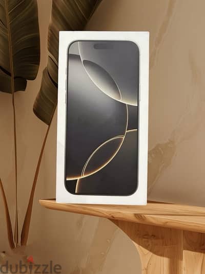 iphone 16 pro max natural titanium استعمال ٣ اسابيع كرتونه عربي