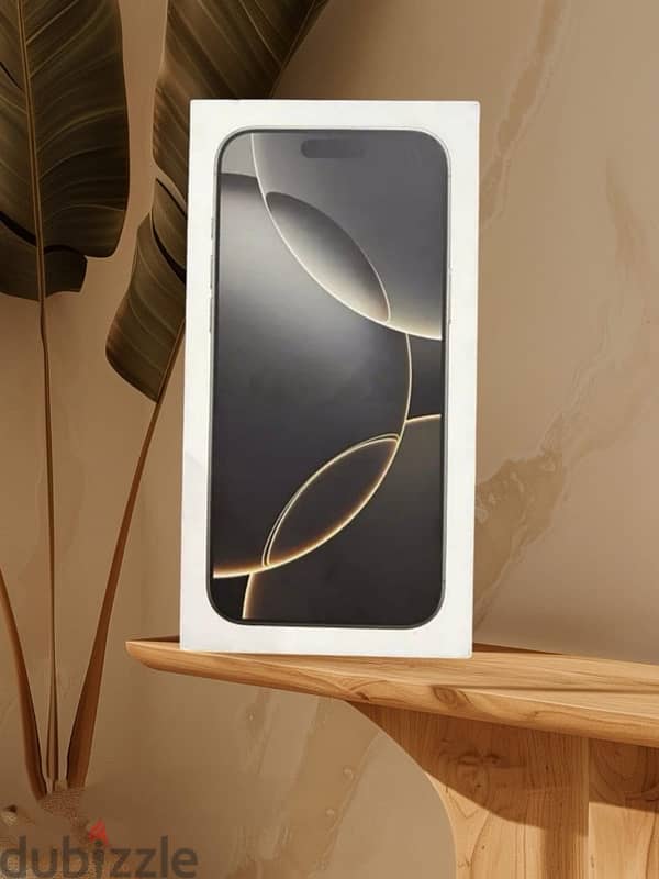 iphone 16 pro max natural titanium استعمال ٣ اسابيع 0