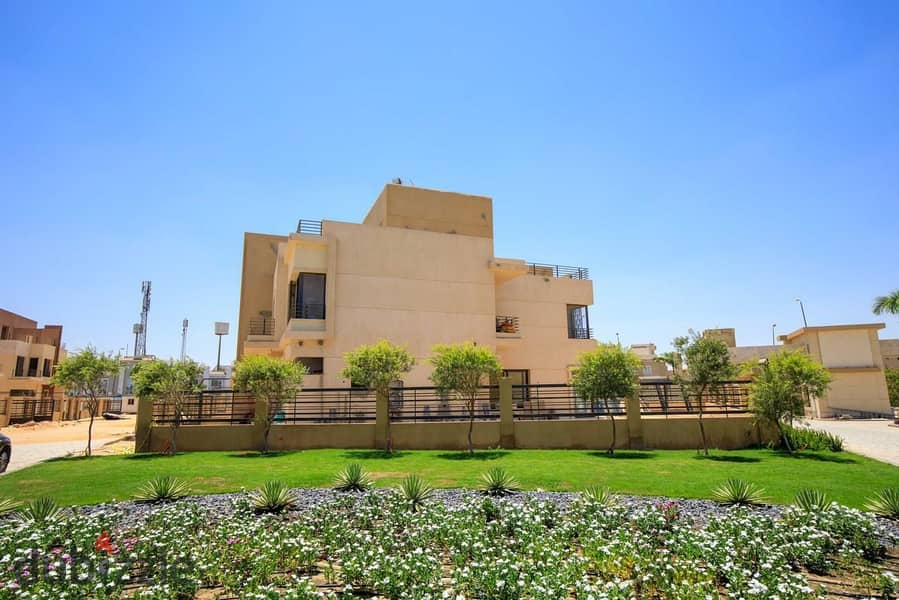 Ready-to-move-in family house in Alma Compound, the premier development by Iwan in Sheikh Zayed. Enjoy a prime location and an unbeatable price. 0