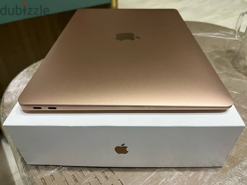 MacBook Air 2020 M1 96% KSA Full box ماك بوك اير ام ١ 9